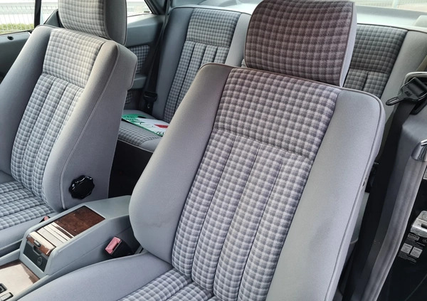 Mercedes-Benz Klasa E cena 59900 przebieg: 110000, rok produkcji 1992 z Mielec małe 254